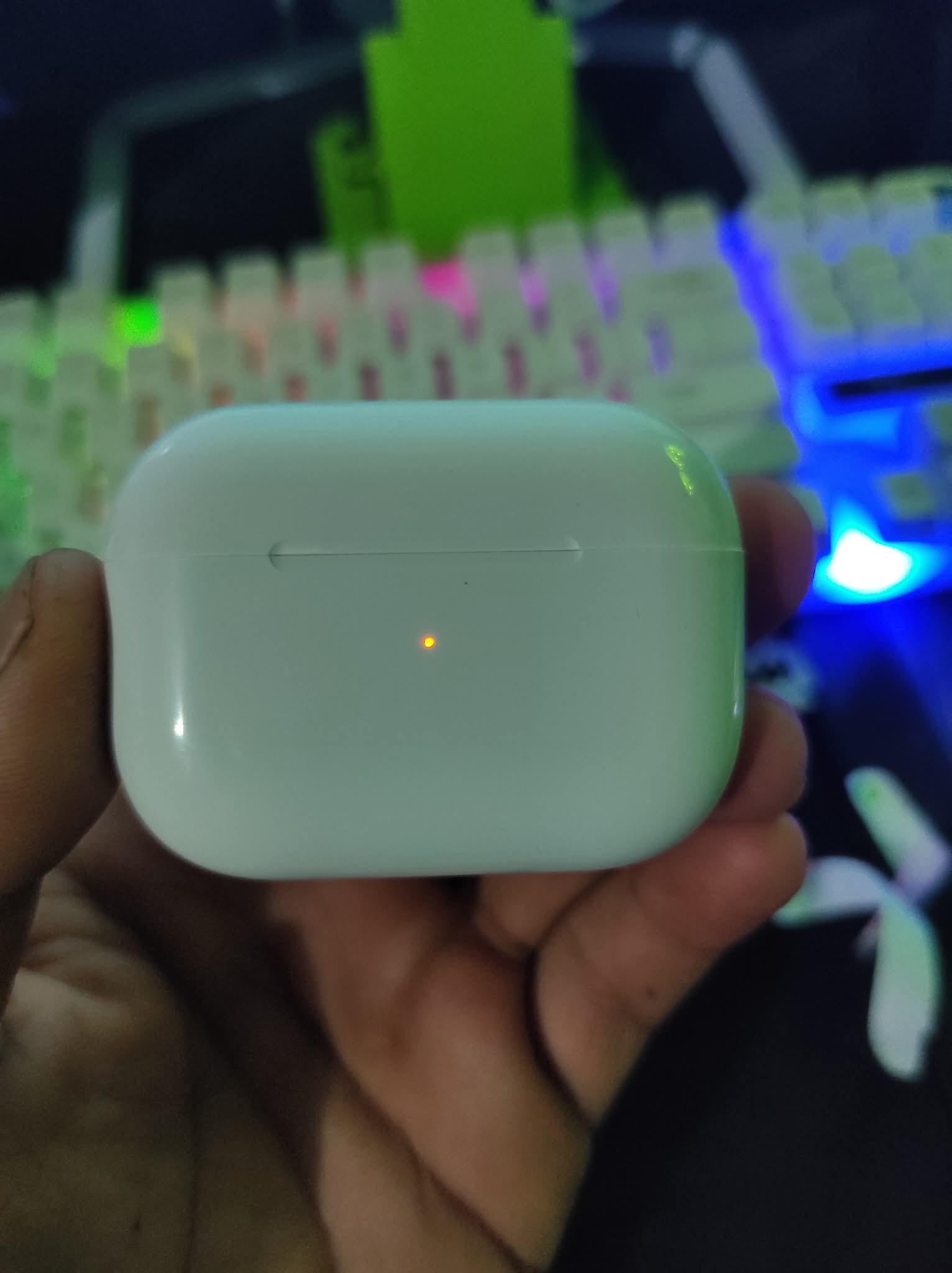 Apple AirPods pro 2nd gen.-4