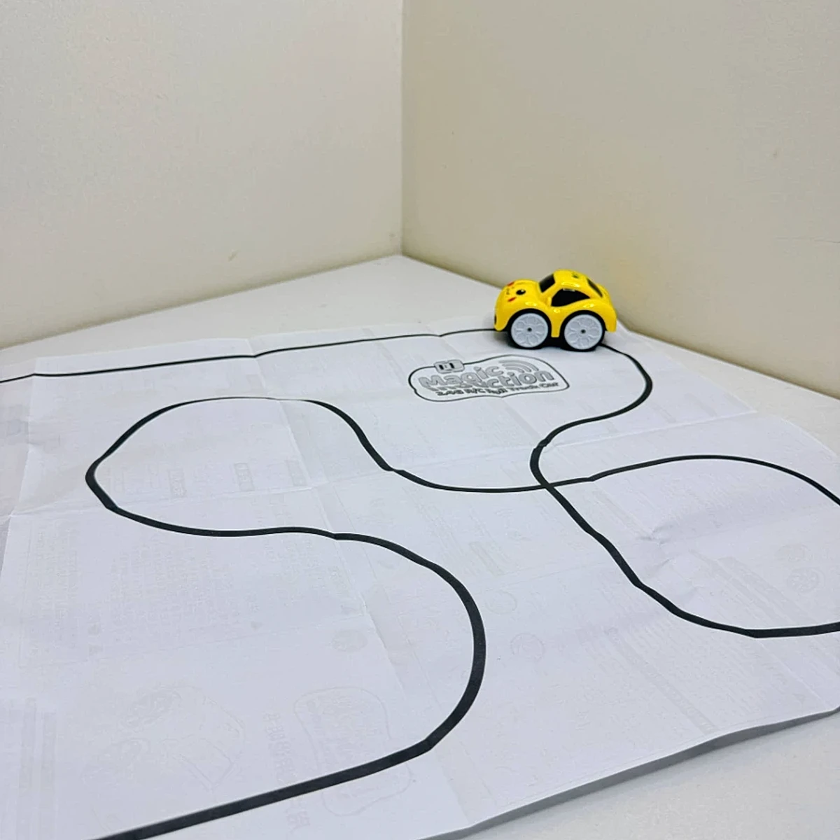 Magic Induction RC Intelligent Sensor Car C0233-4